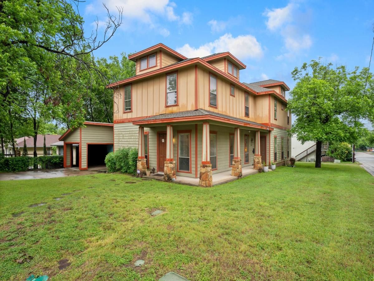 MLS #1050796 image #0