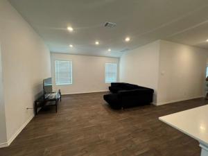 MLS #1063442 image #0