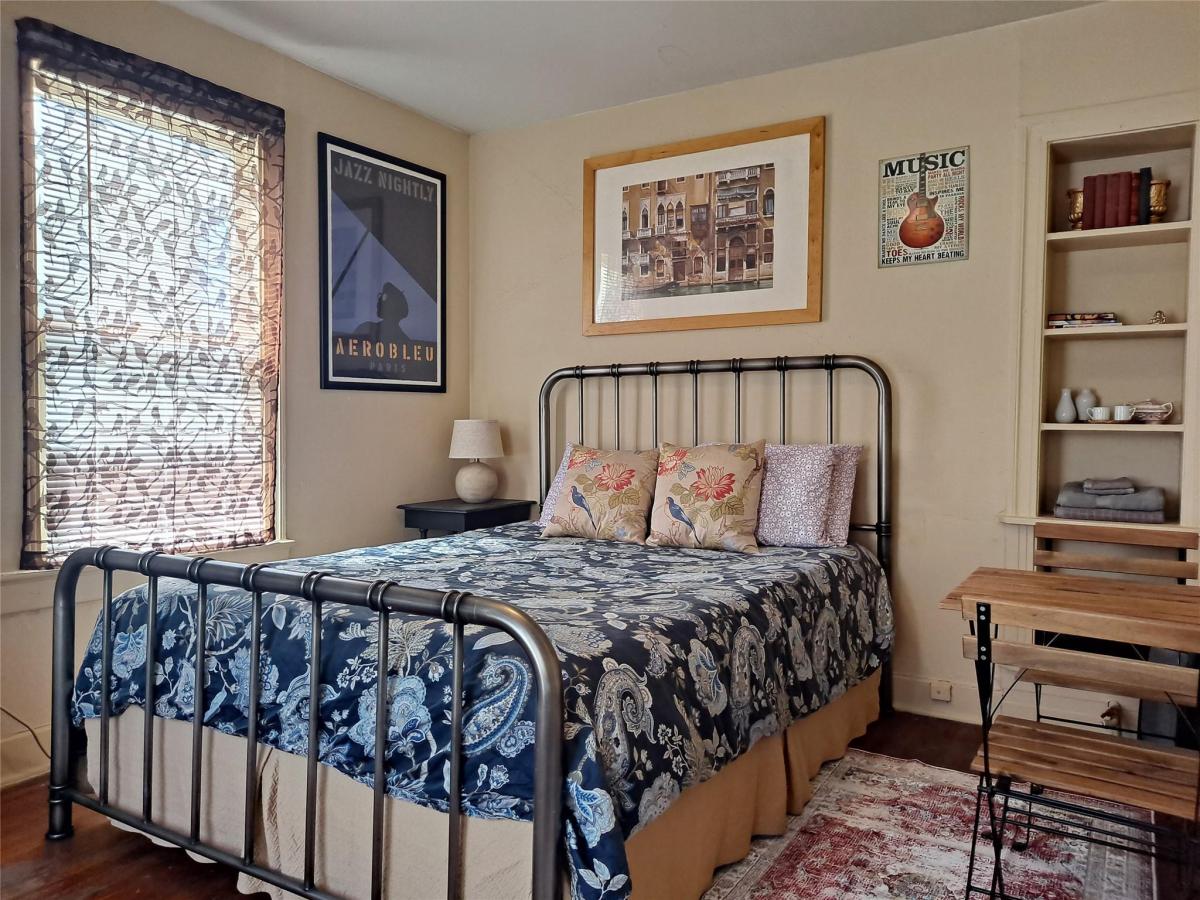 MLS #1065007 image #0
