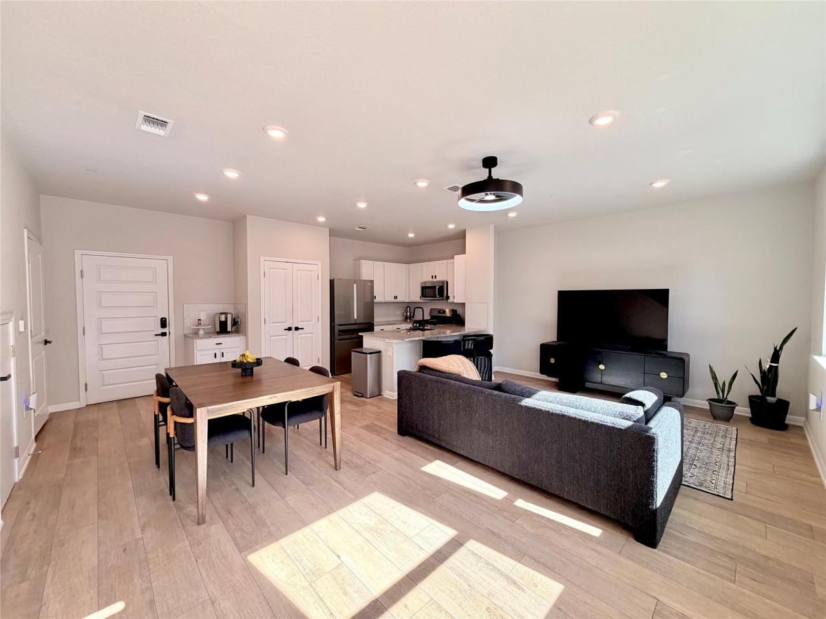 MLS #1065782 image #0
