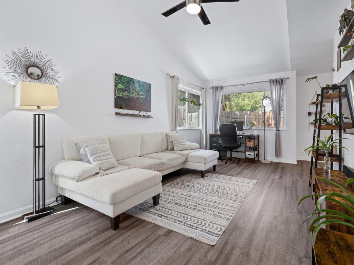 MLS #1079117 image #0