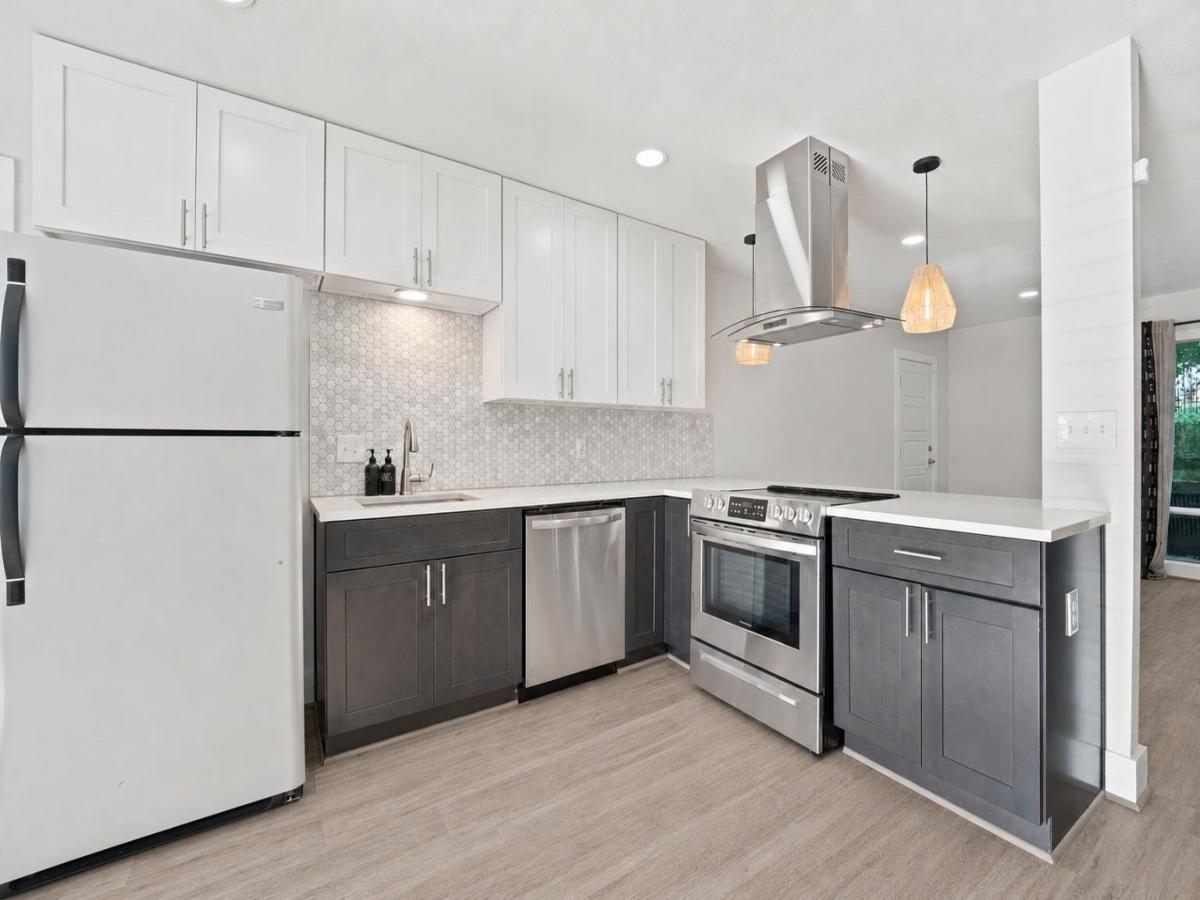 MLS #1089135 image #0