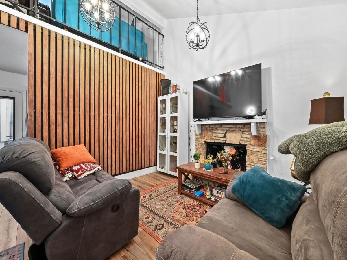 MLS #1109991 image #0