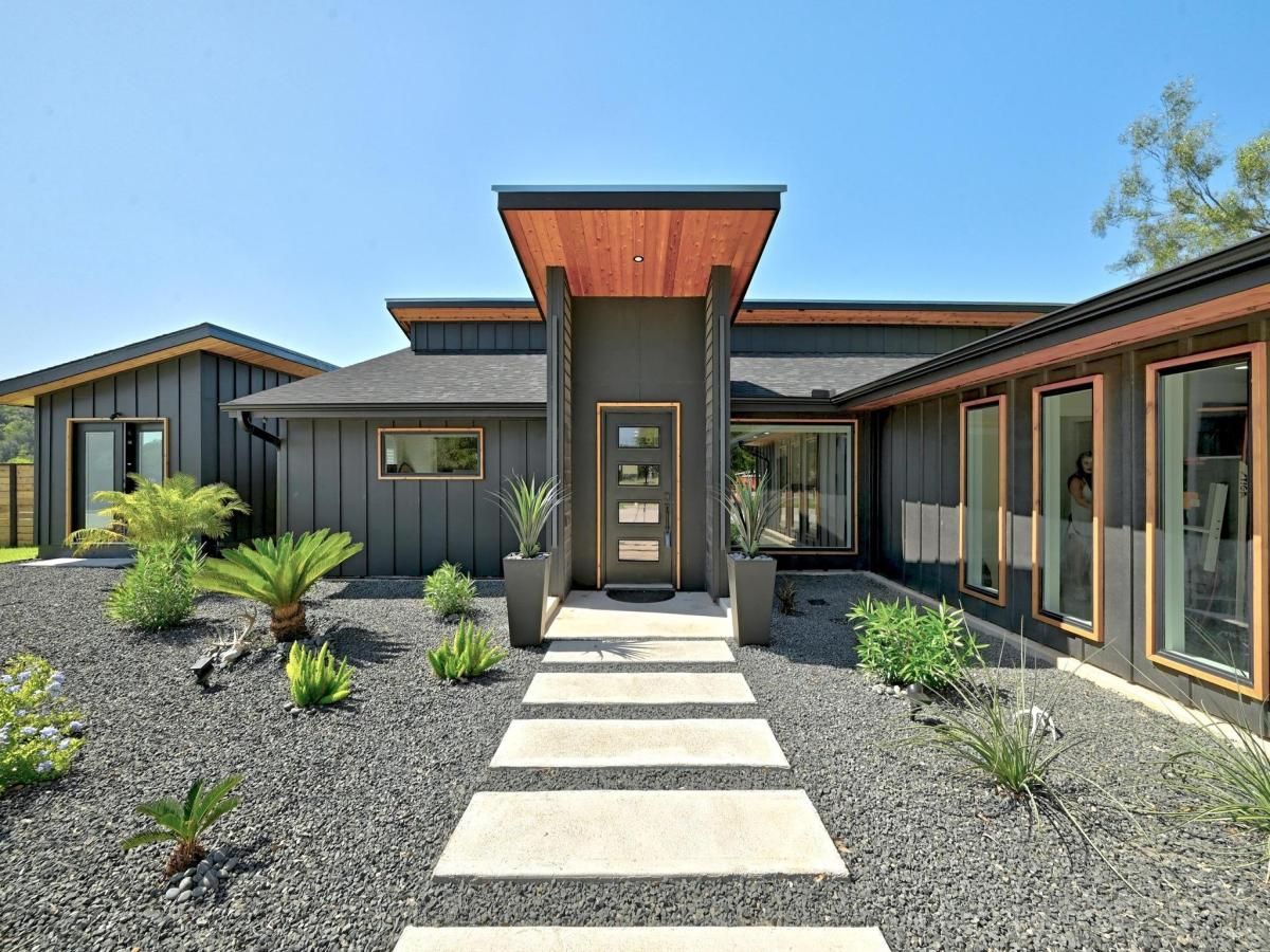 MLS #1121899 image #0