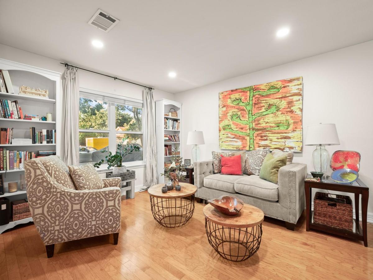 MLS #1135653 image #0