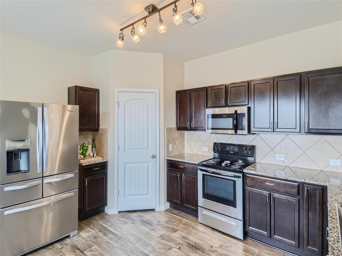 MLS #1164052 image #0
