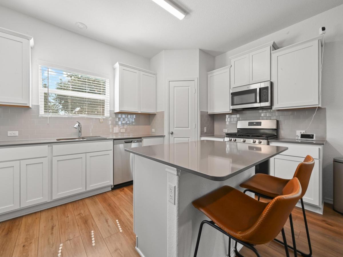 MLS #1166499 image #0