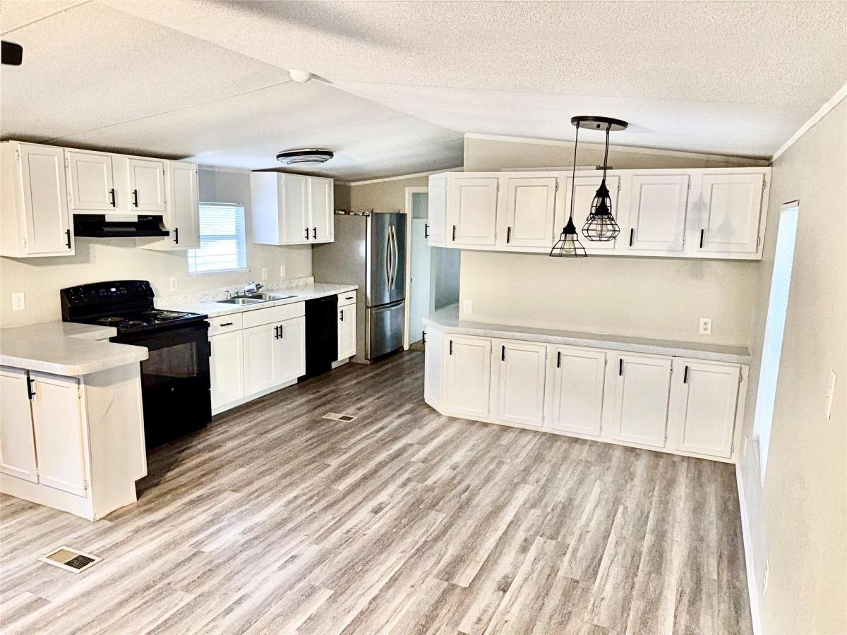 MLS #1169084 image #0