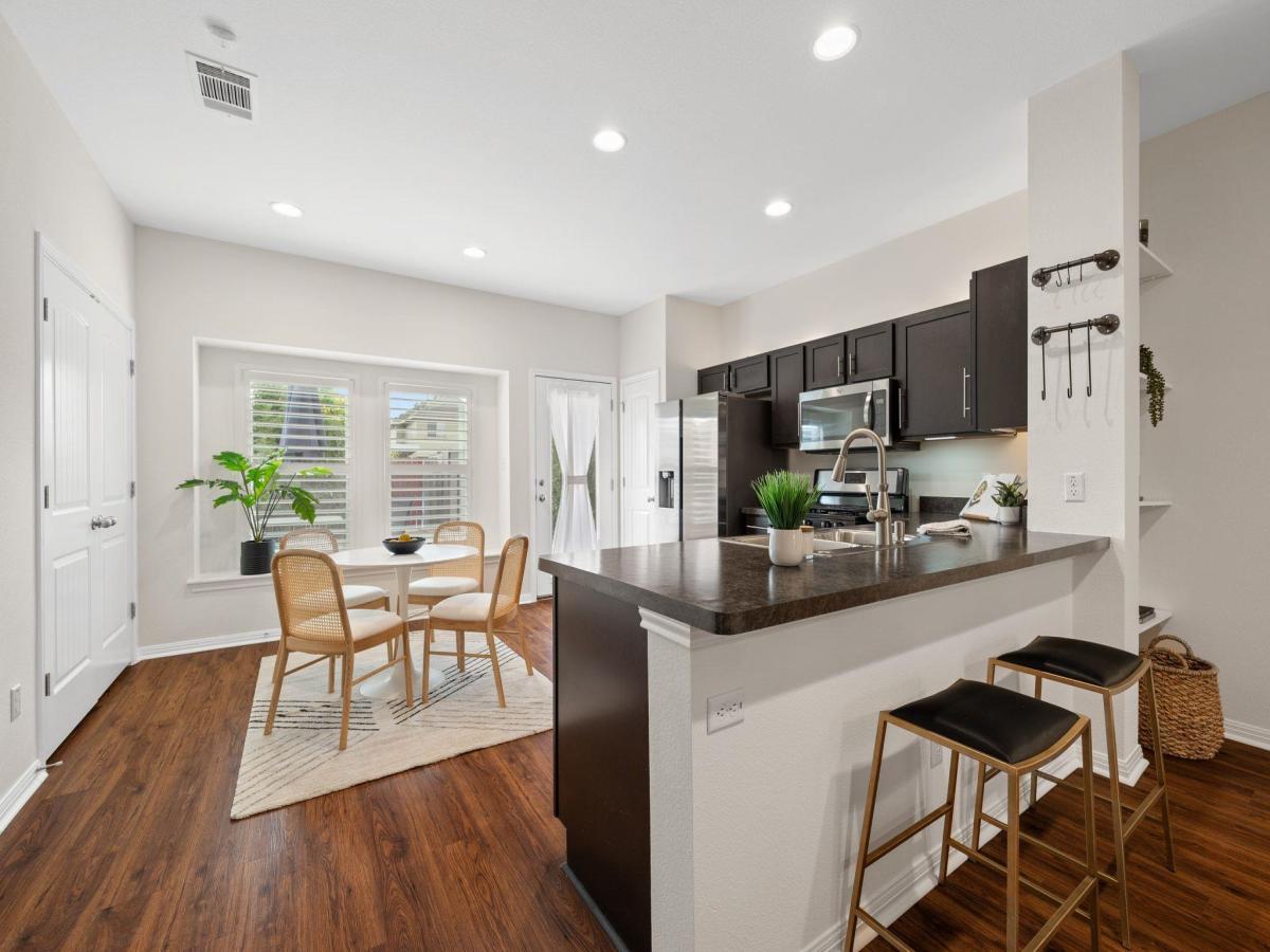 MLS #1218734 image #0