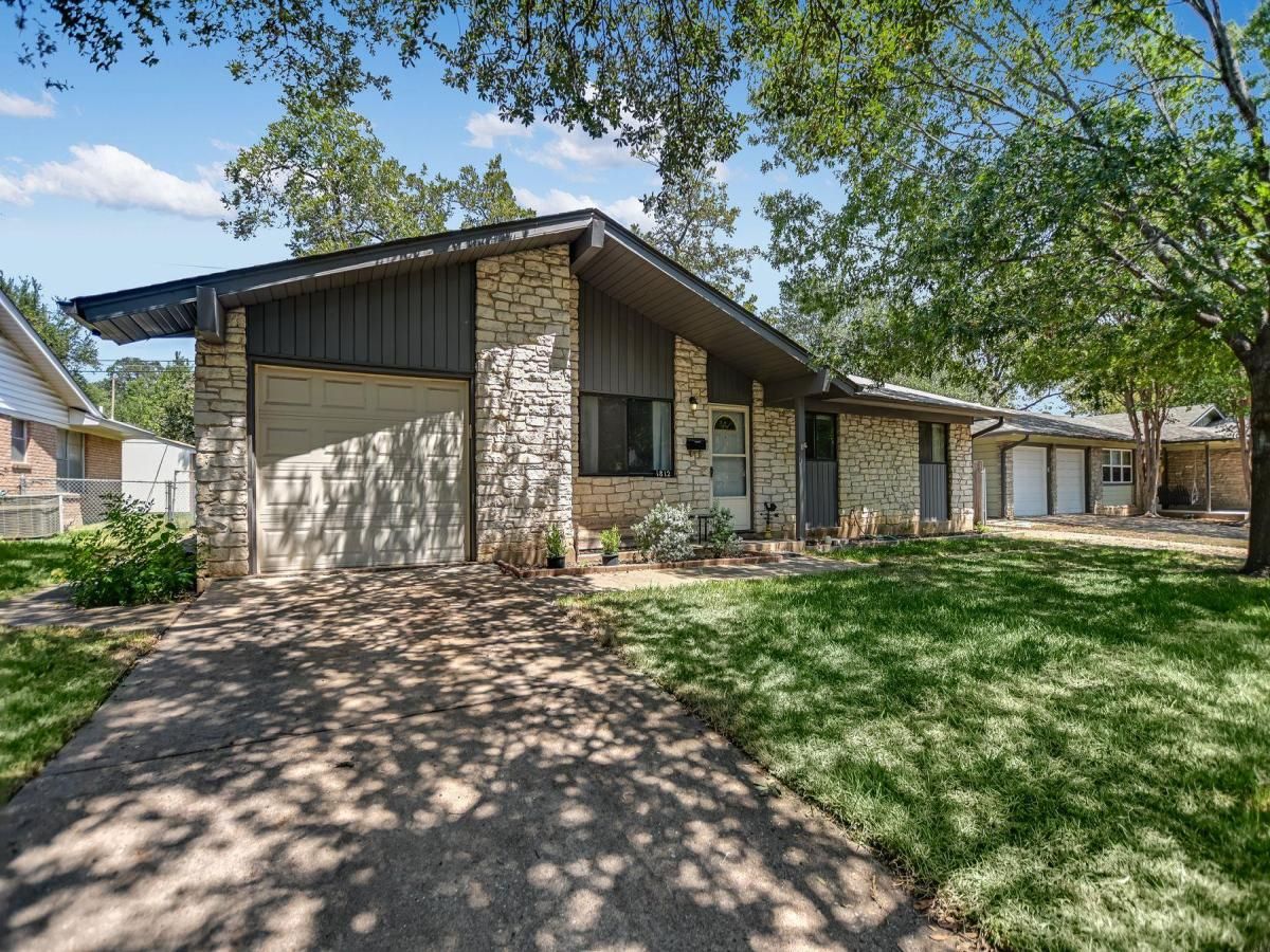 MLS #1246858 image #0