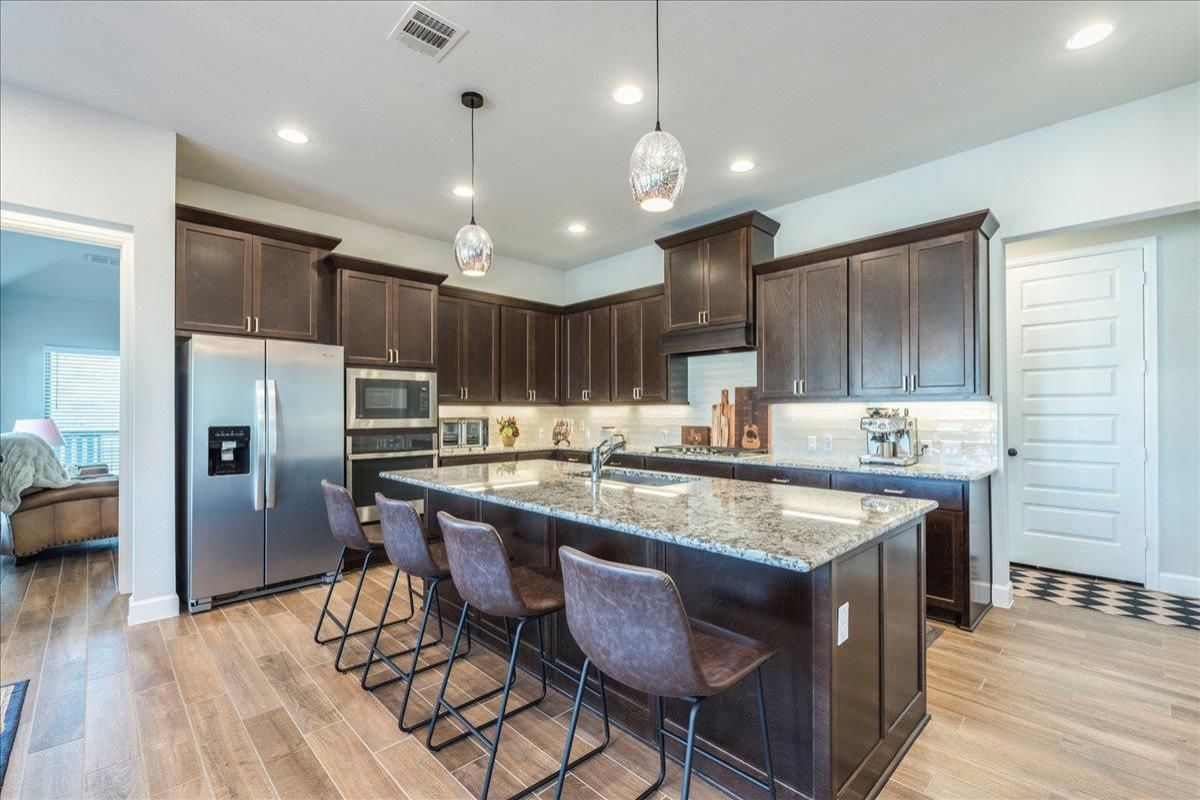 MLS #1484455 image #0