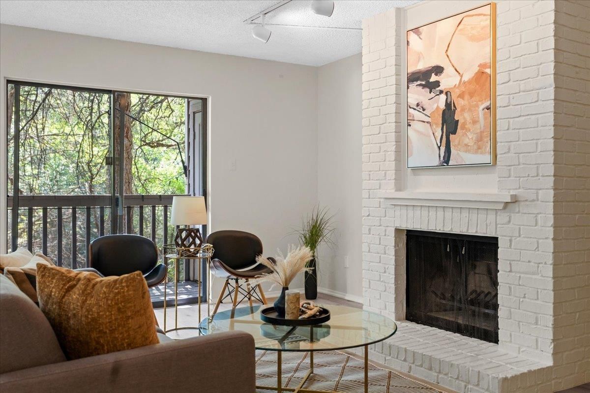 MLS #1539105 image #0