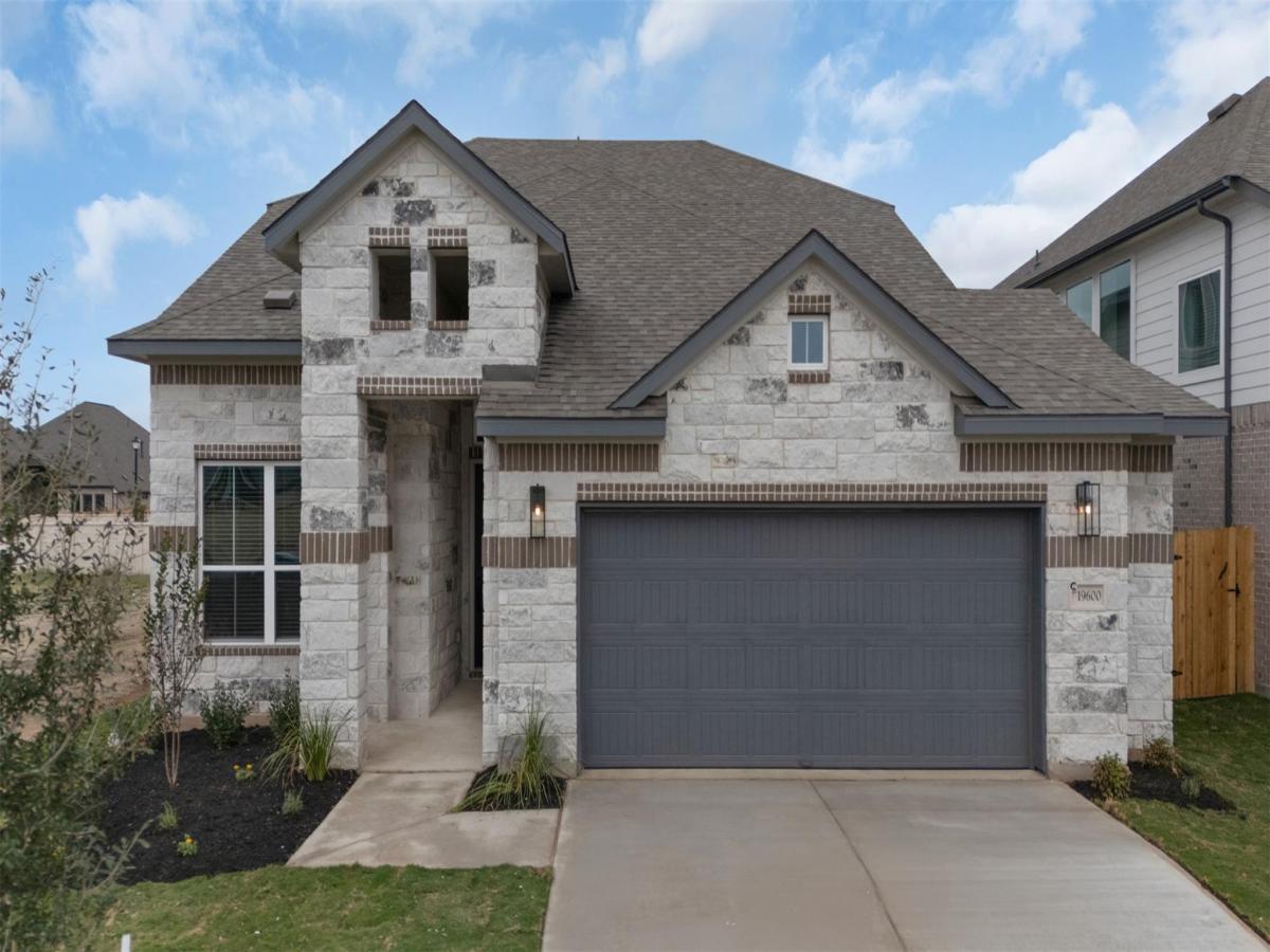 MLS #1555244 image #0