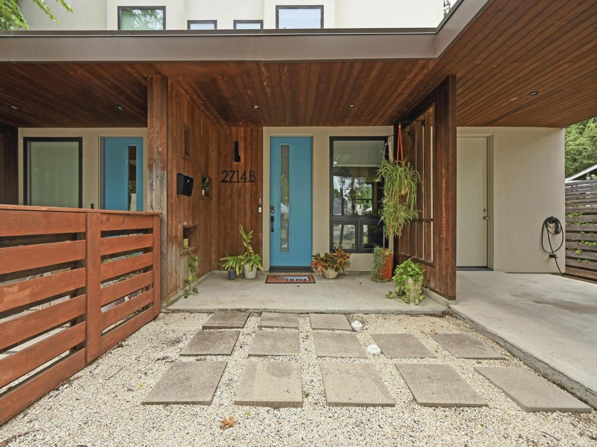 MLS #1588192 image #0