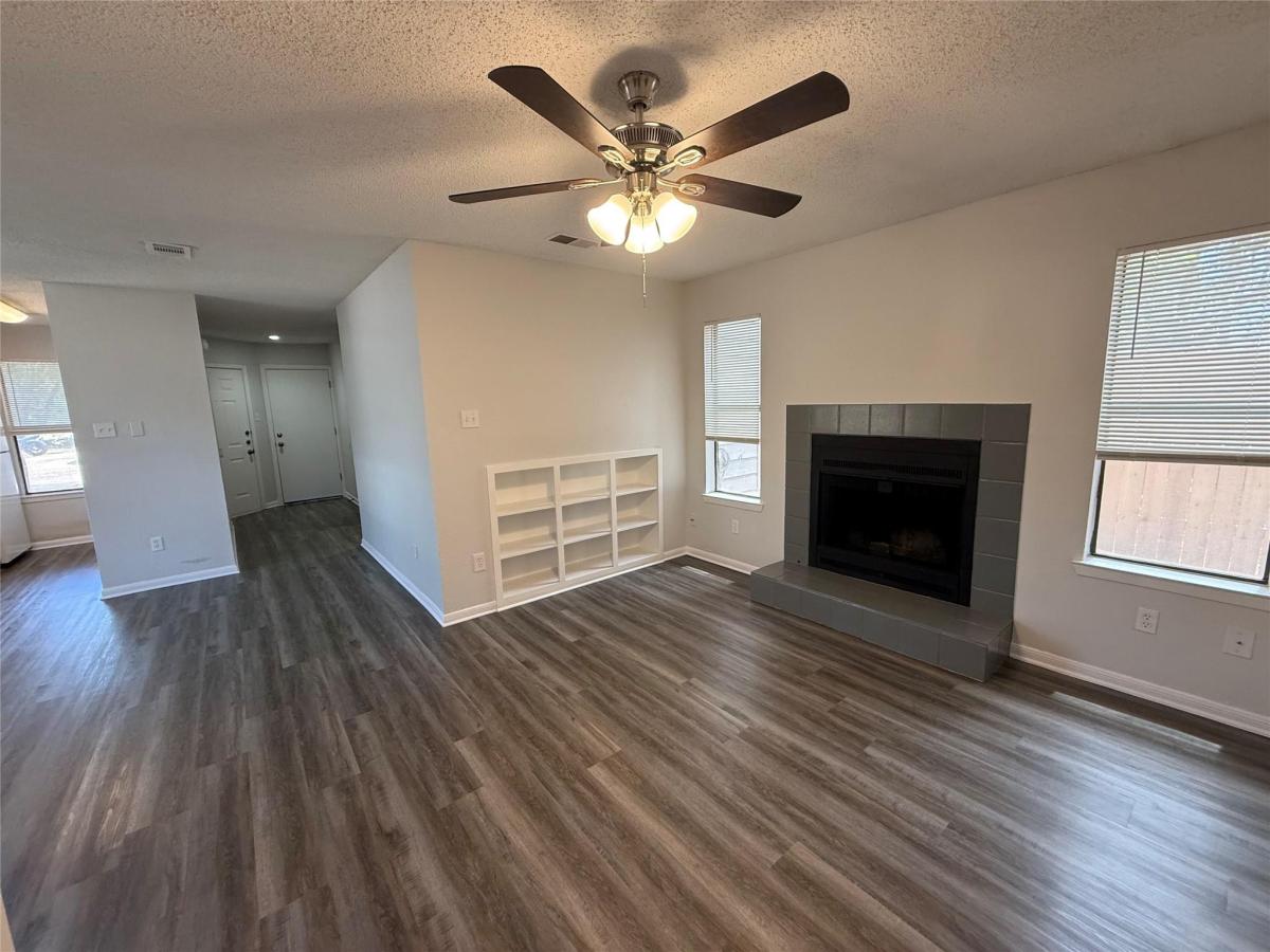 MLS #1588916 image #0