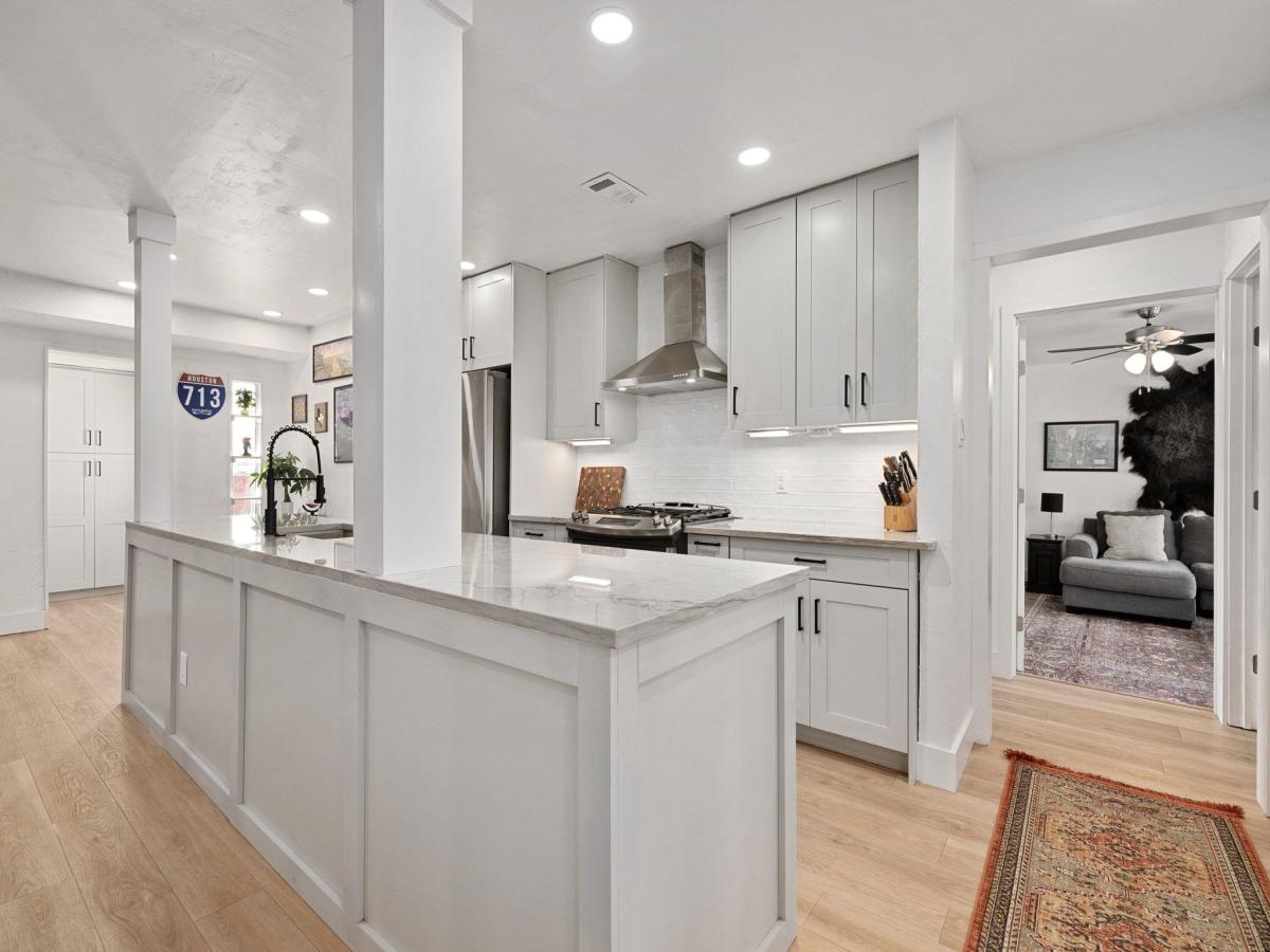 MLS #1593388 image #0