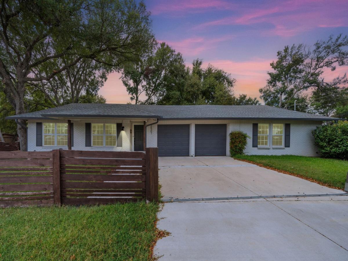 MLS #1594484 image #0