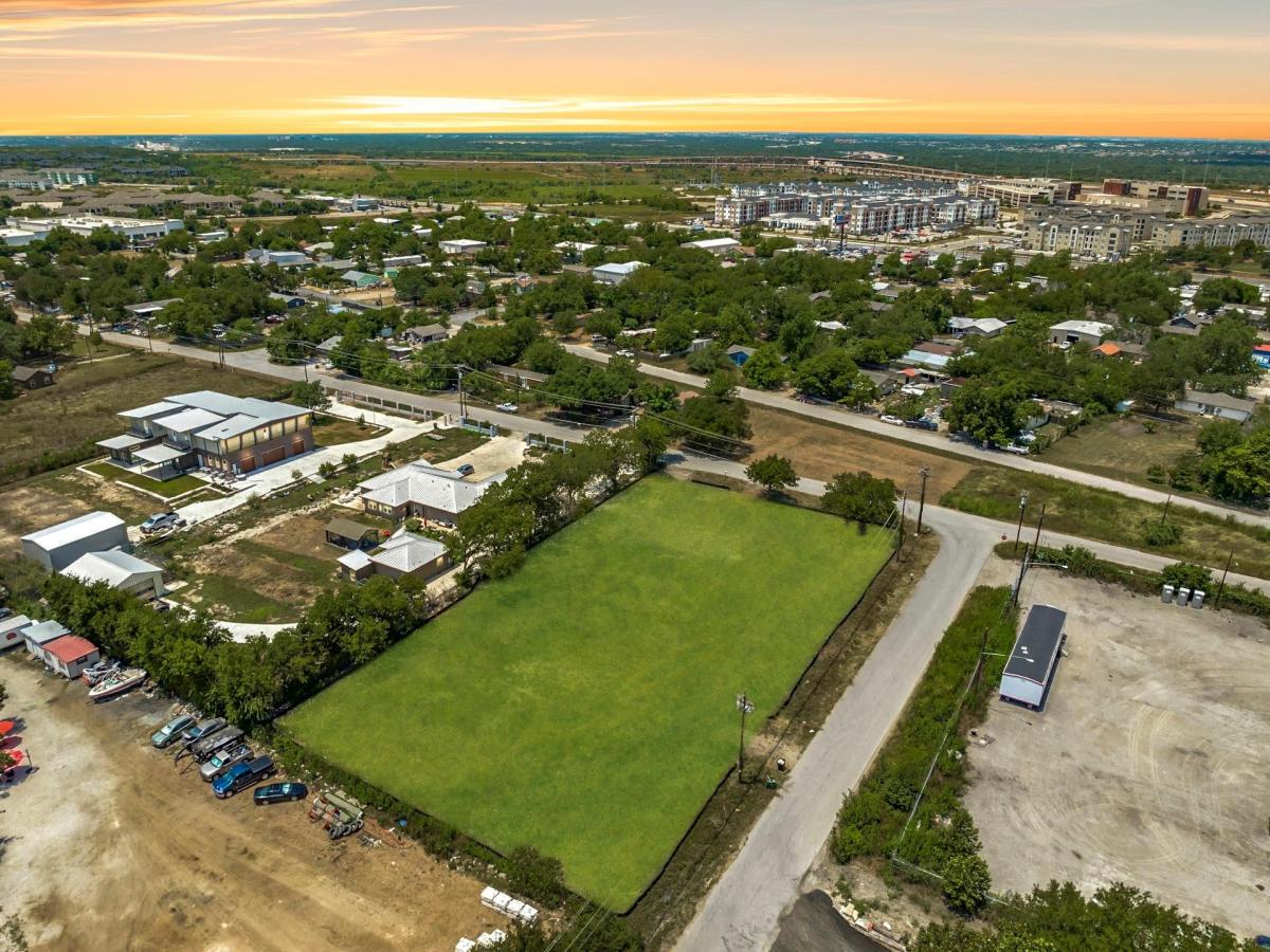 MLS #1599653 image #0