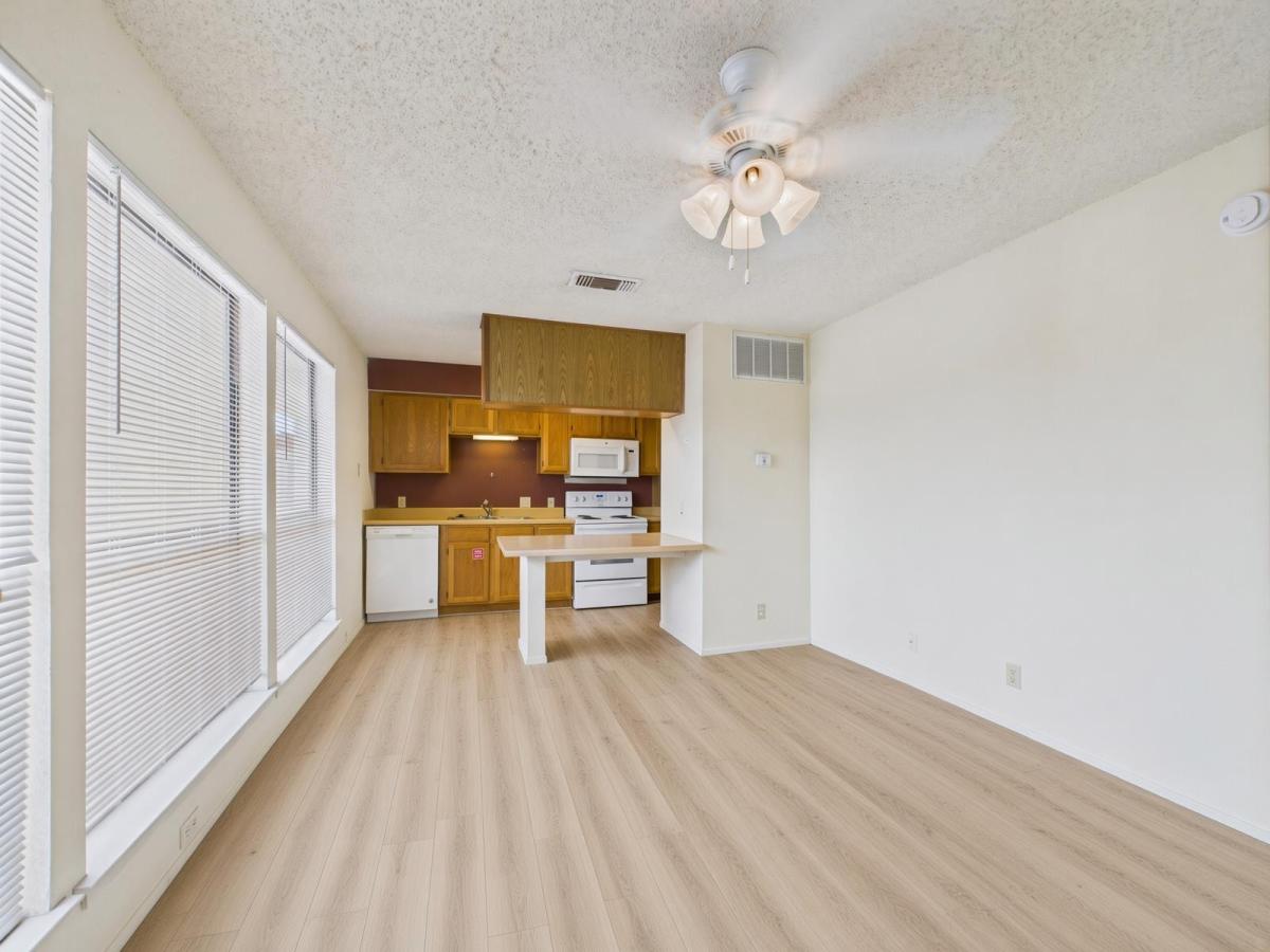 MLS #1643636 image #0