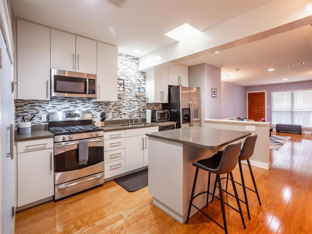 MLS #1653995 image #0