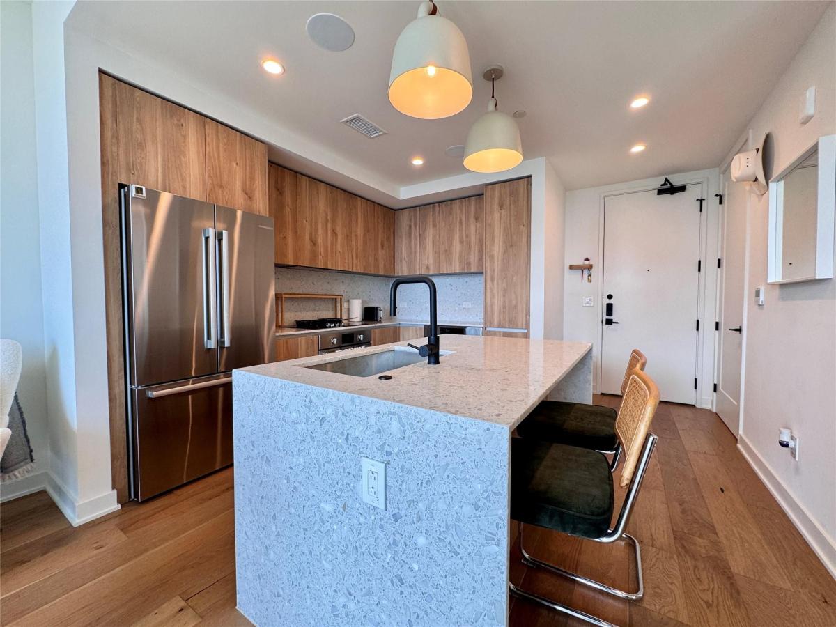 MLS #1655619 image #0