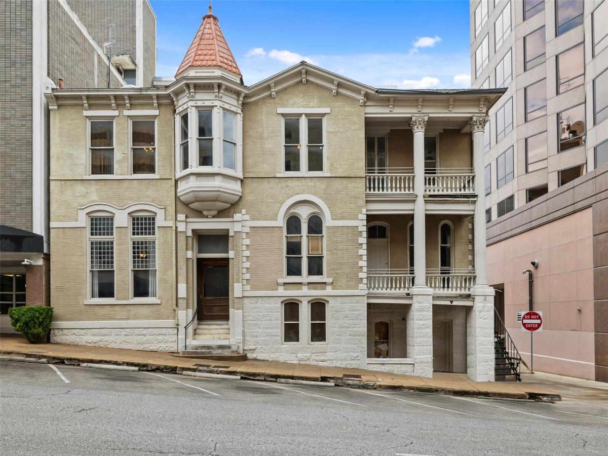 MLS #1682844 image #0