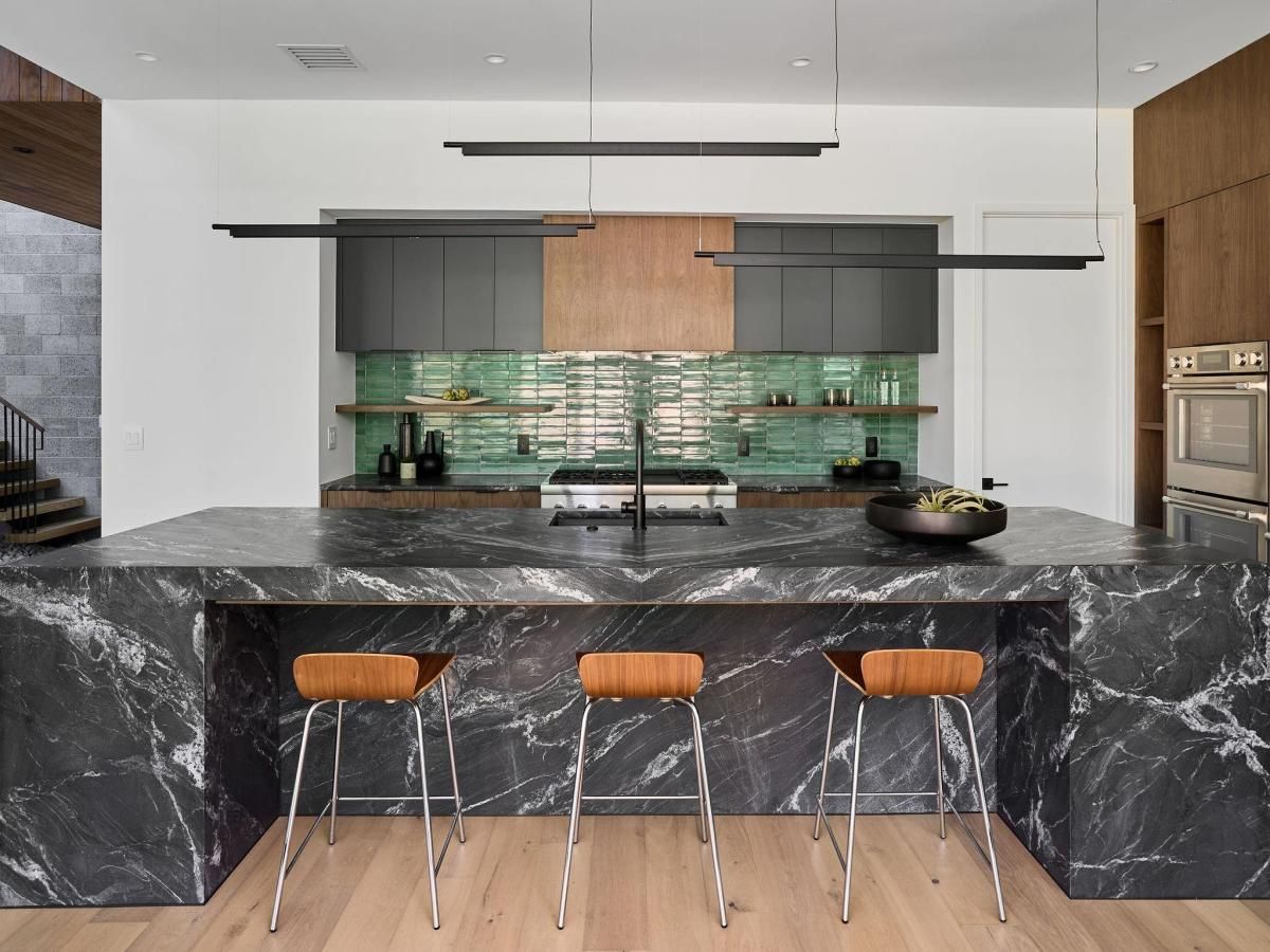 MLS #1699804 image #0