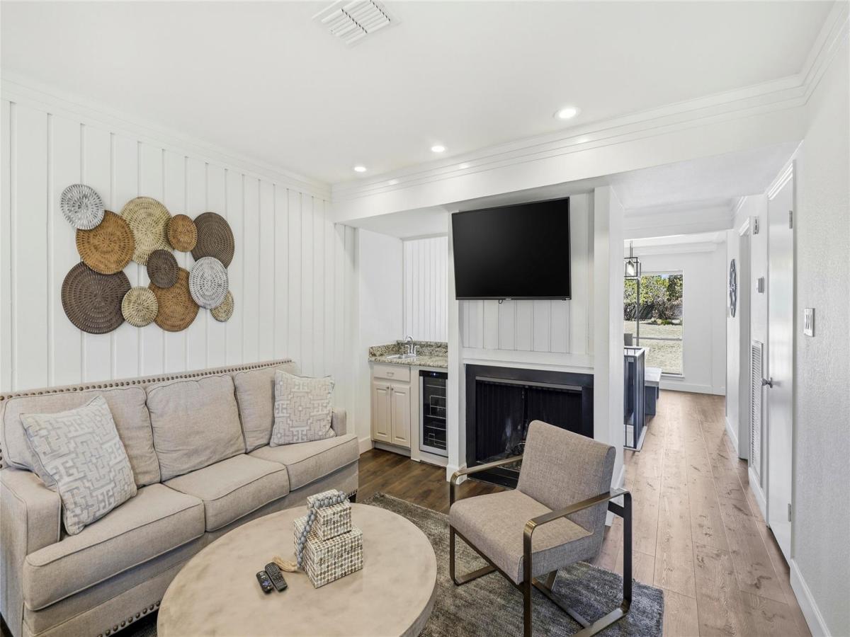 MLS #1741833 image #0
