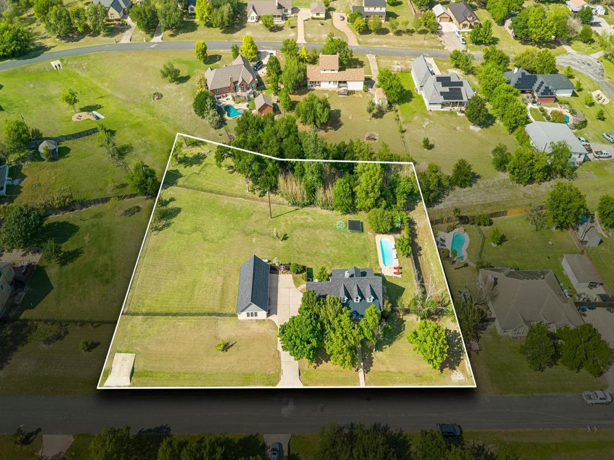 MLS #1831174 image #0