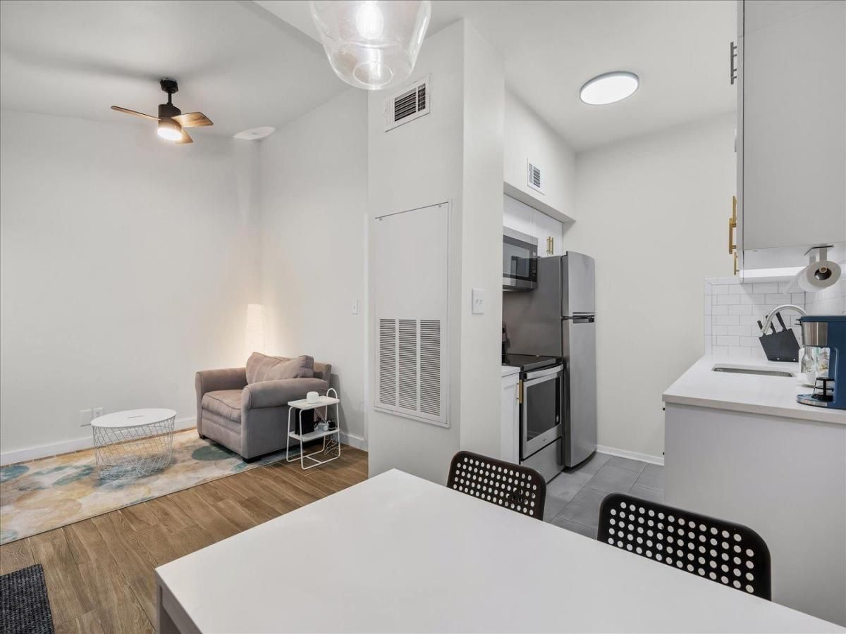 MLS #1833643 image #0