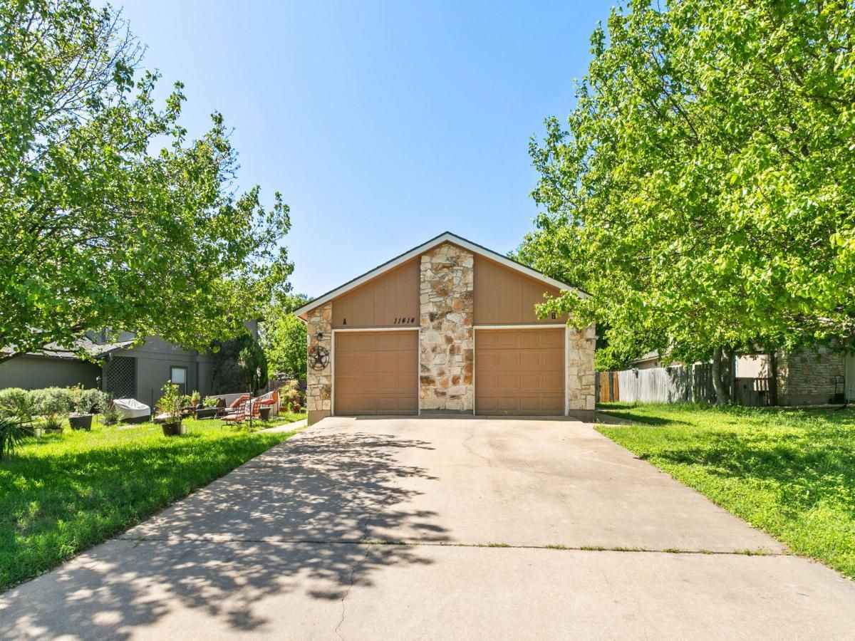 MLS #1835427 image #0