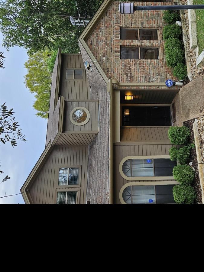 MLS #1881778 image #0