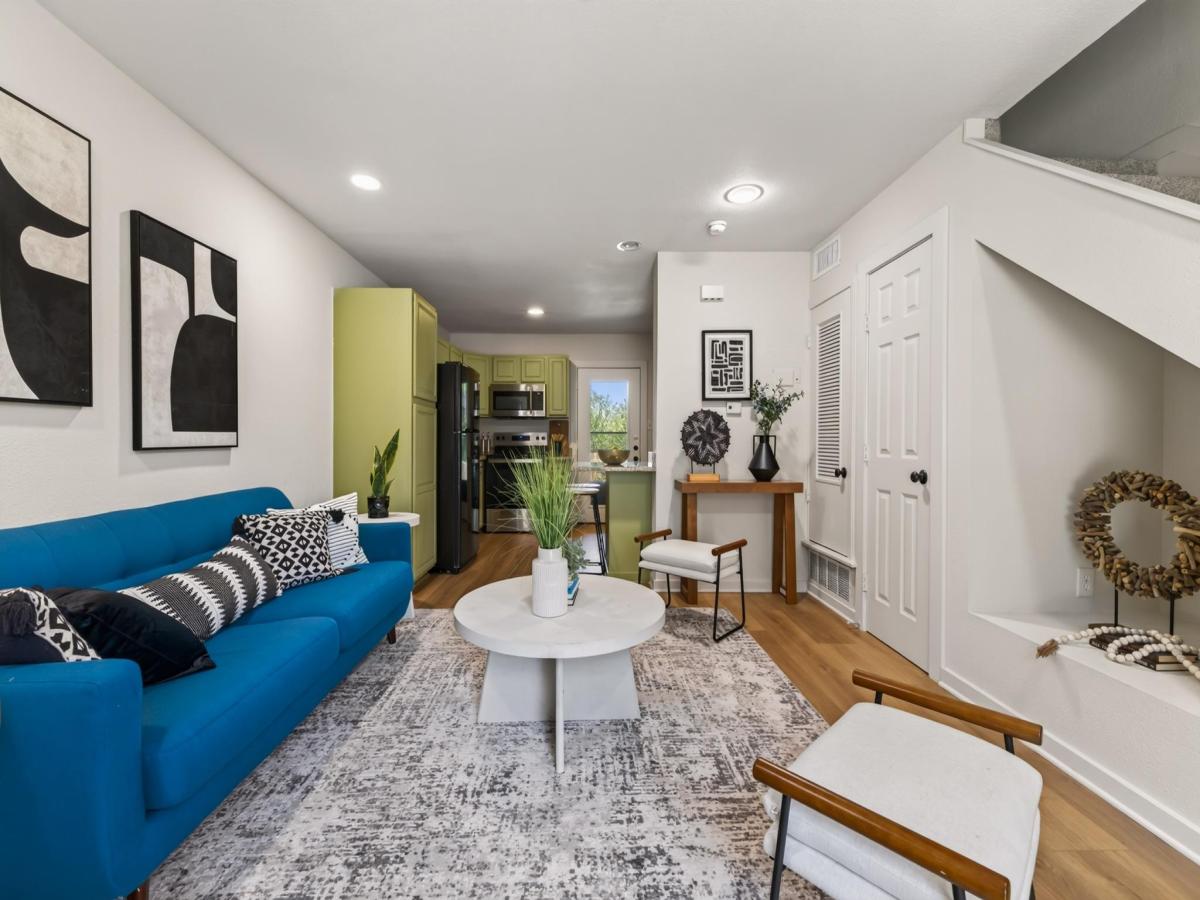 MLS #1902925 image #0