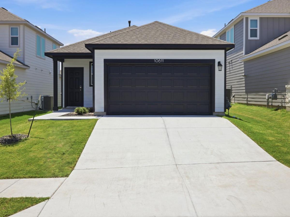 MLS #1927860 image #0