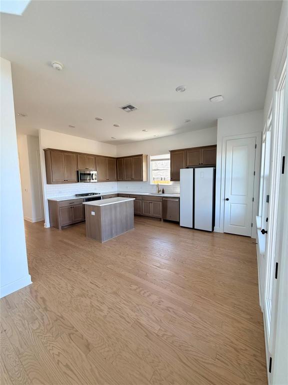 MLS #1929383 image #0
