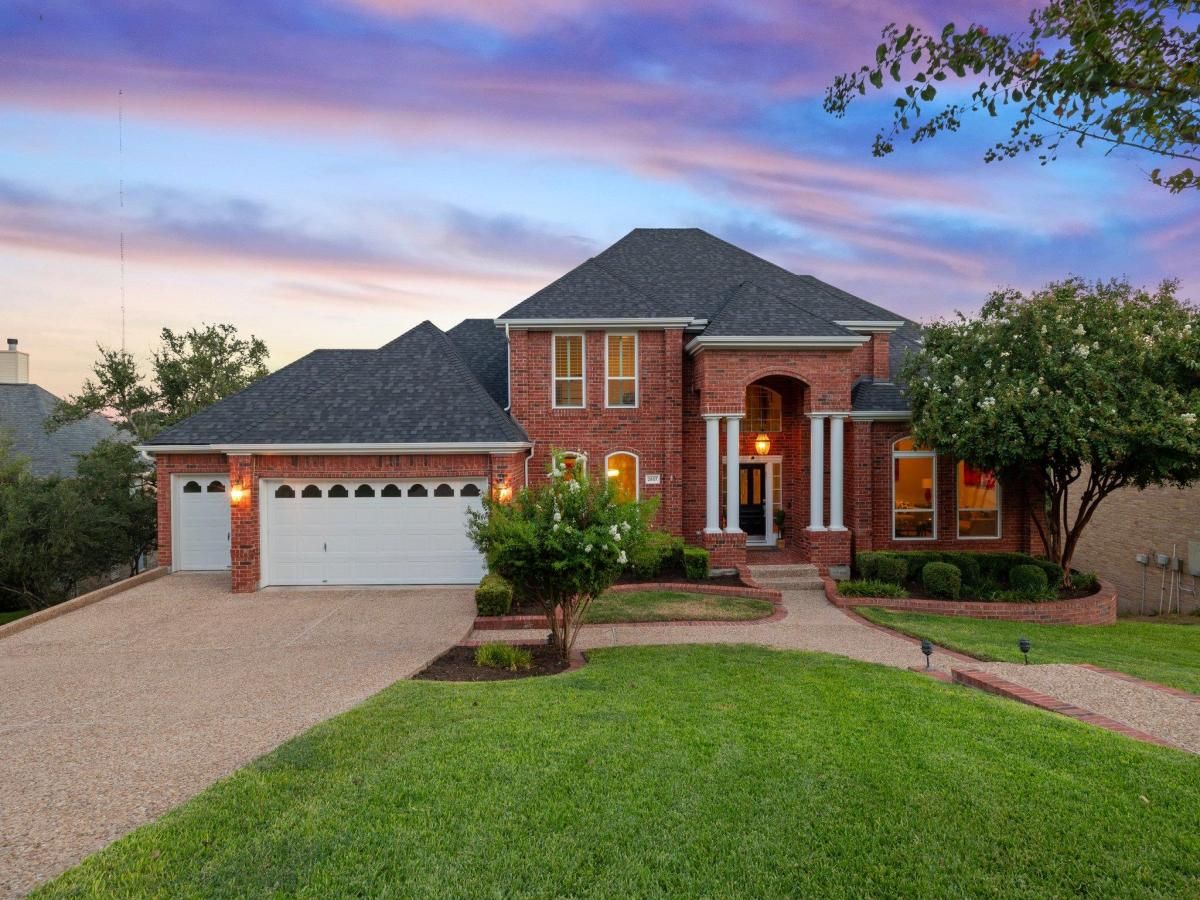 MLS #1934468 image #0