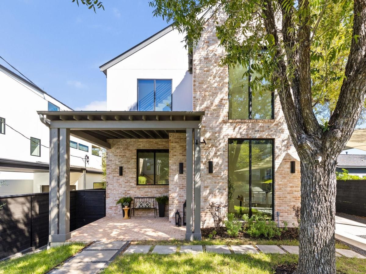 MLS #1935167 image #0