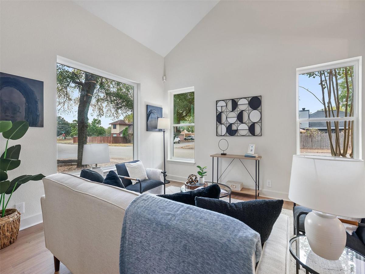 MLS #1956771 image #0