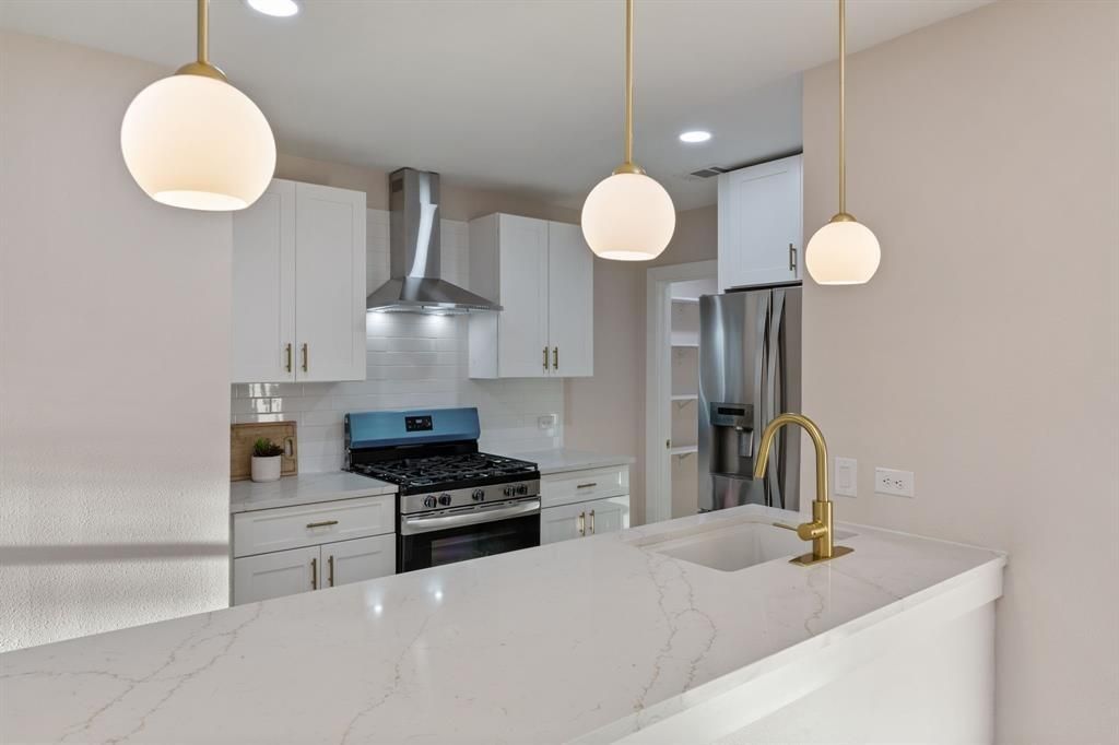 MLS #1987032 image #0