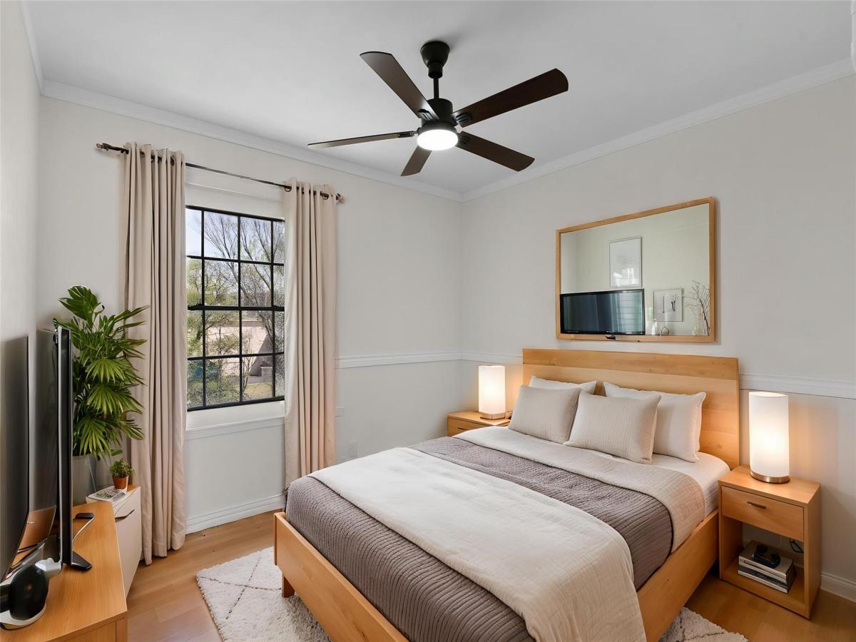 MLS #2011842 image #0