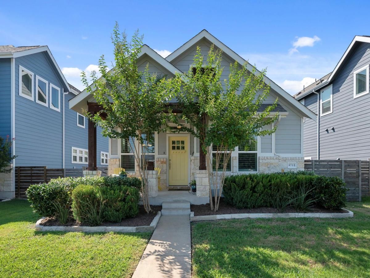 MLS #2033928 image #0