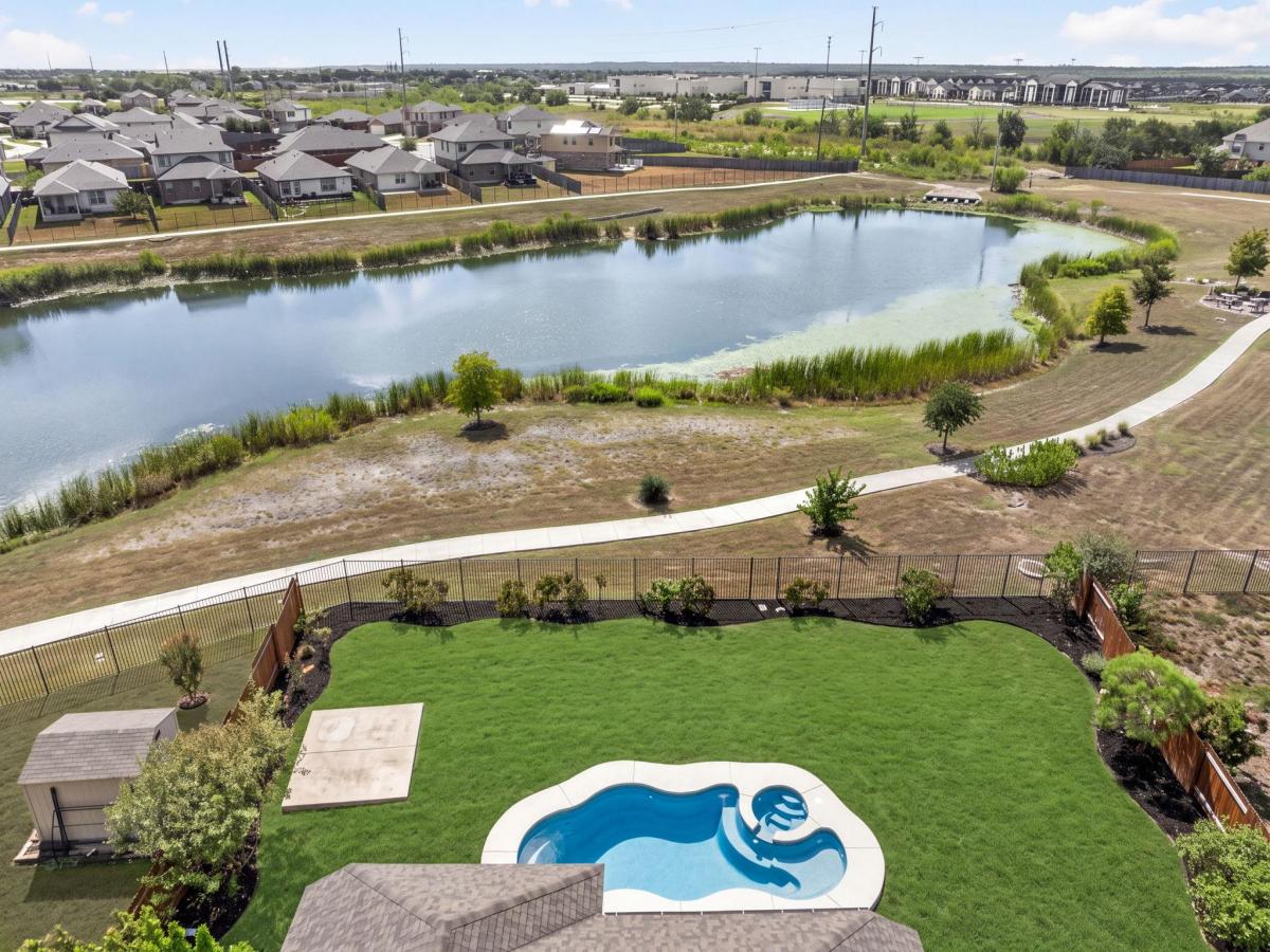 MLS #2035142 image #0