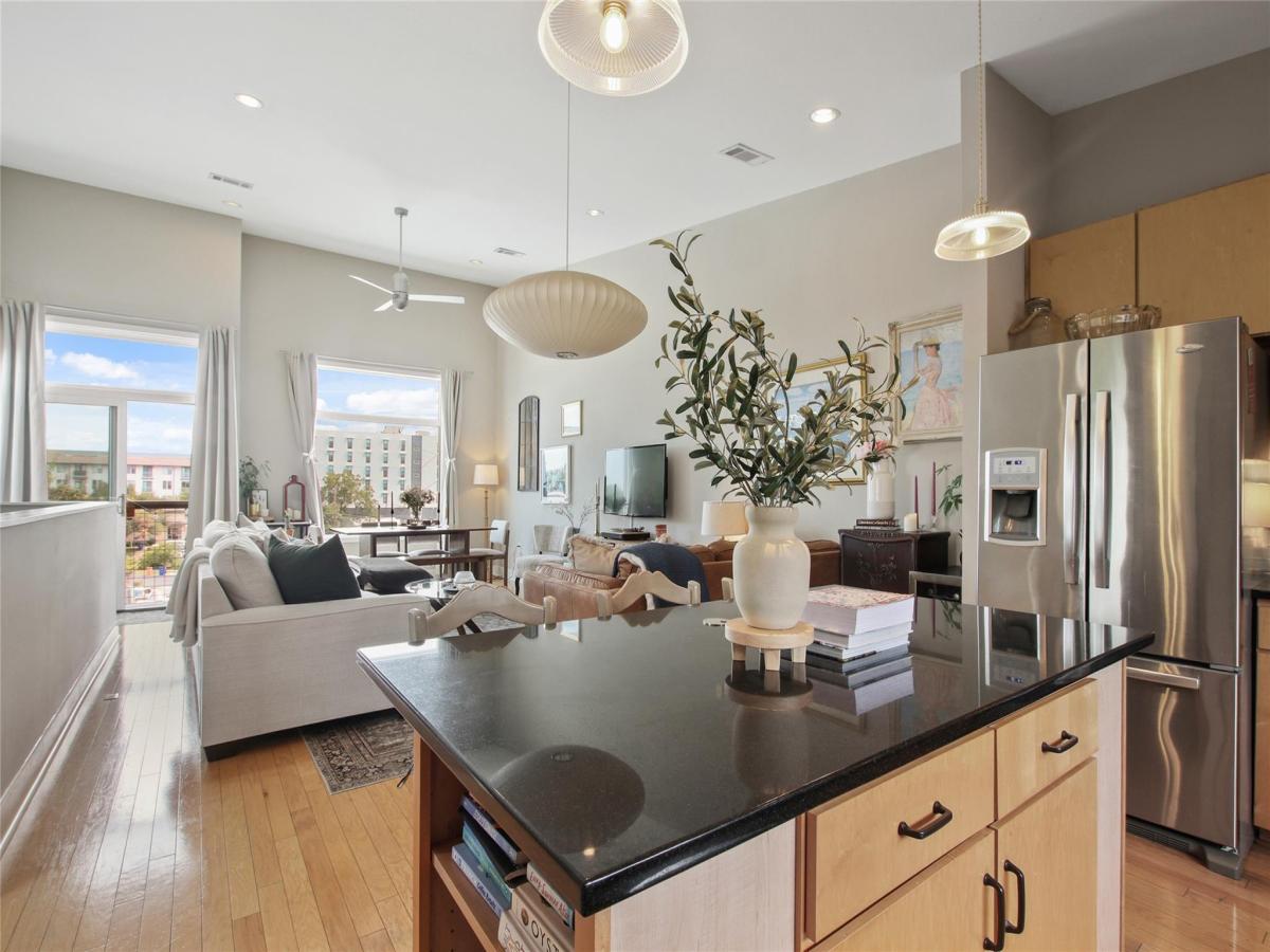MLS #2055579 image #0