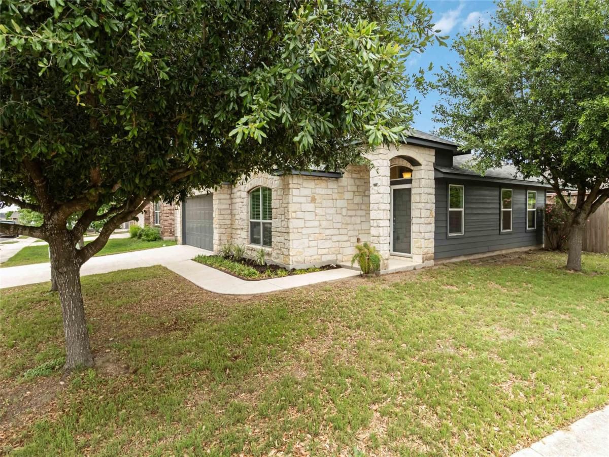 MLS #2085037 image #0