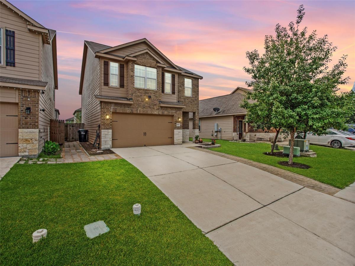 MLS #2096896 image #0
