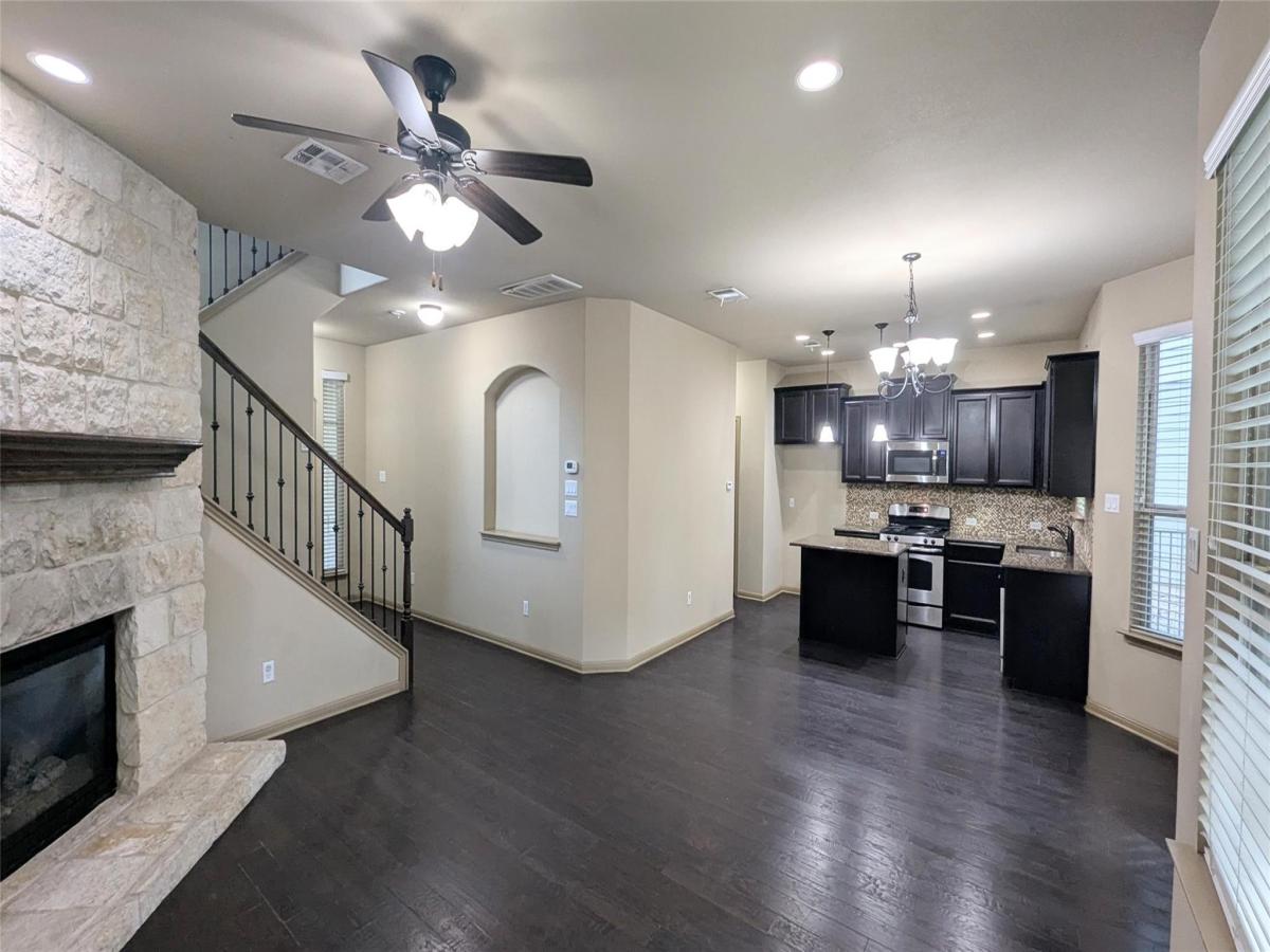 MLS #2131143 image #0