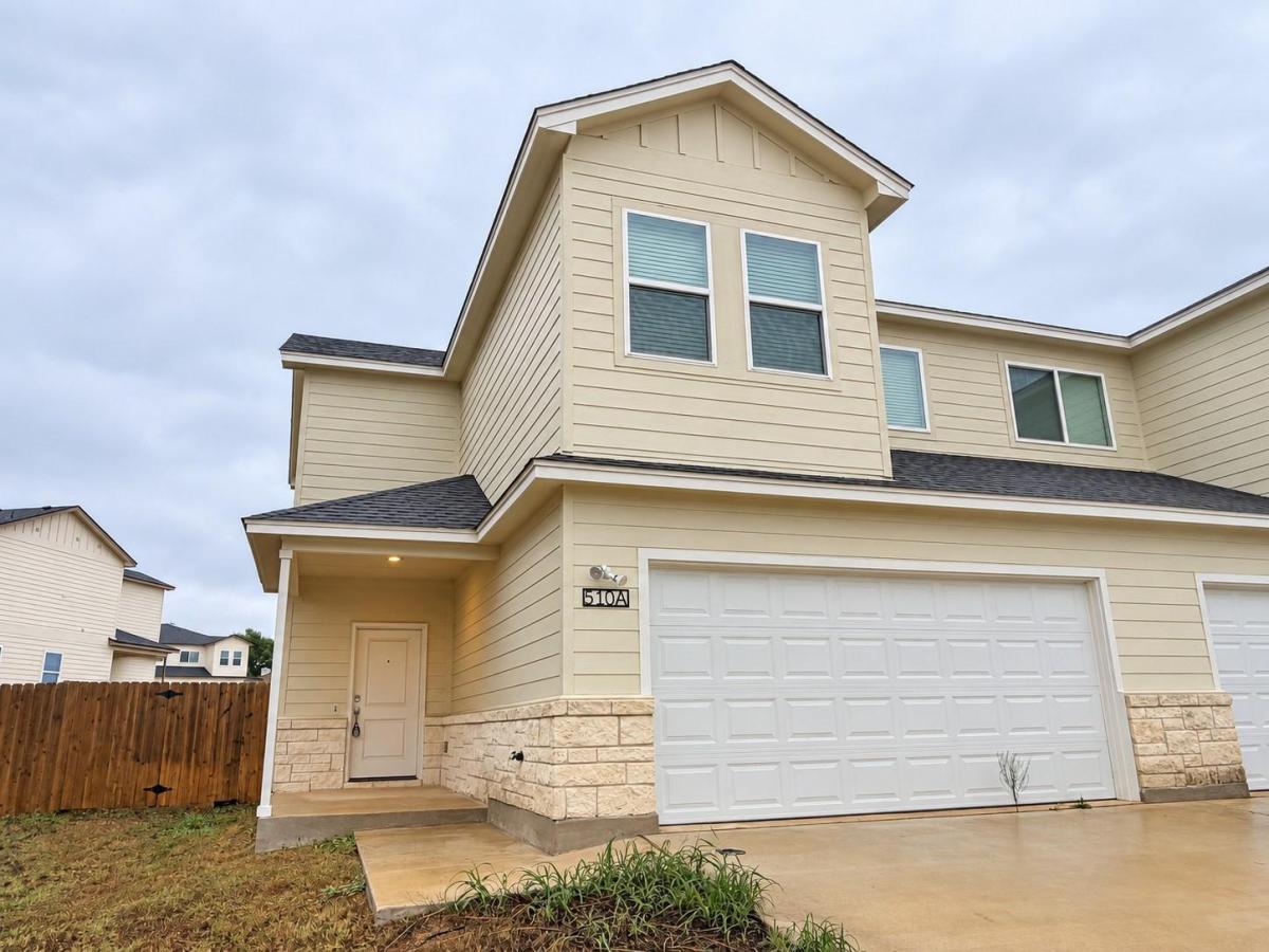 MLS #2137773 image #0