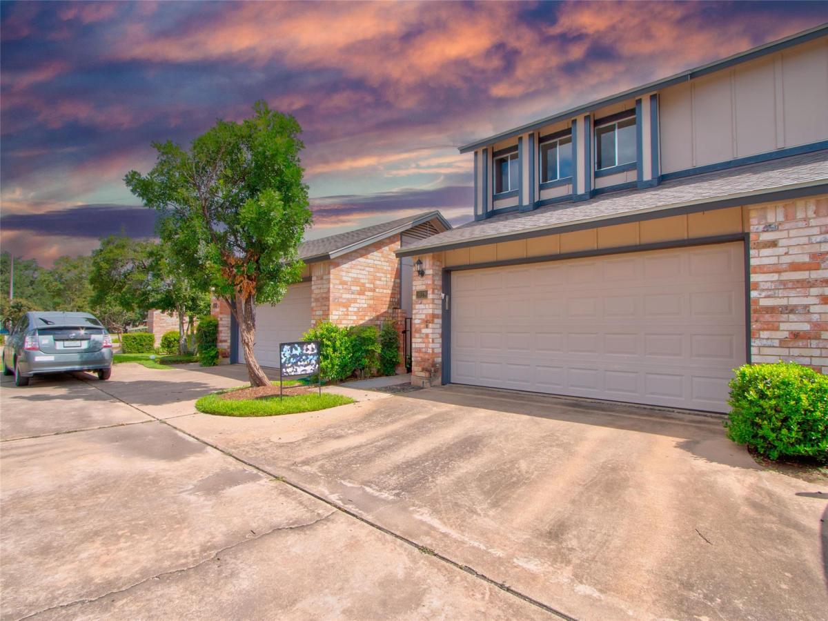 MLS #2138802 image #0