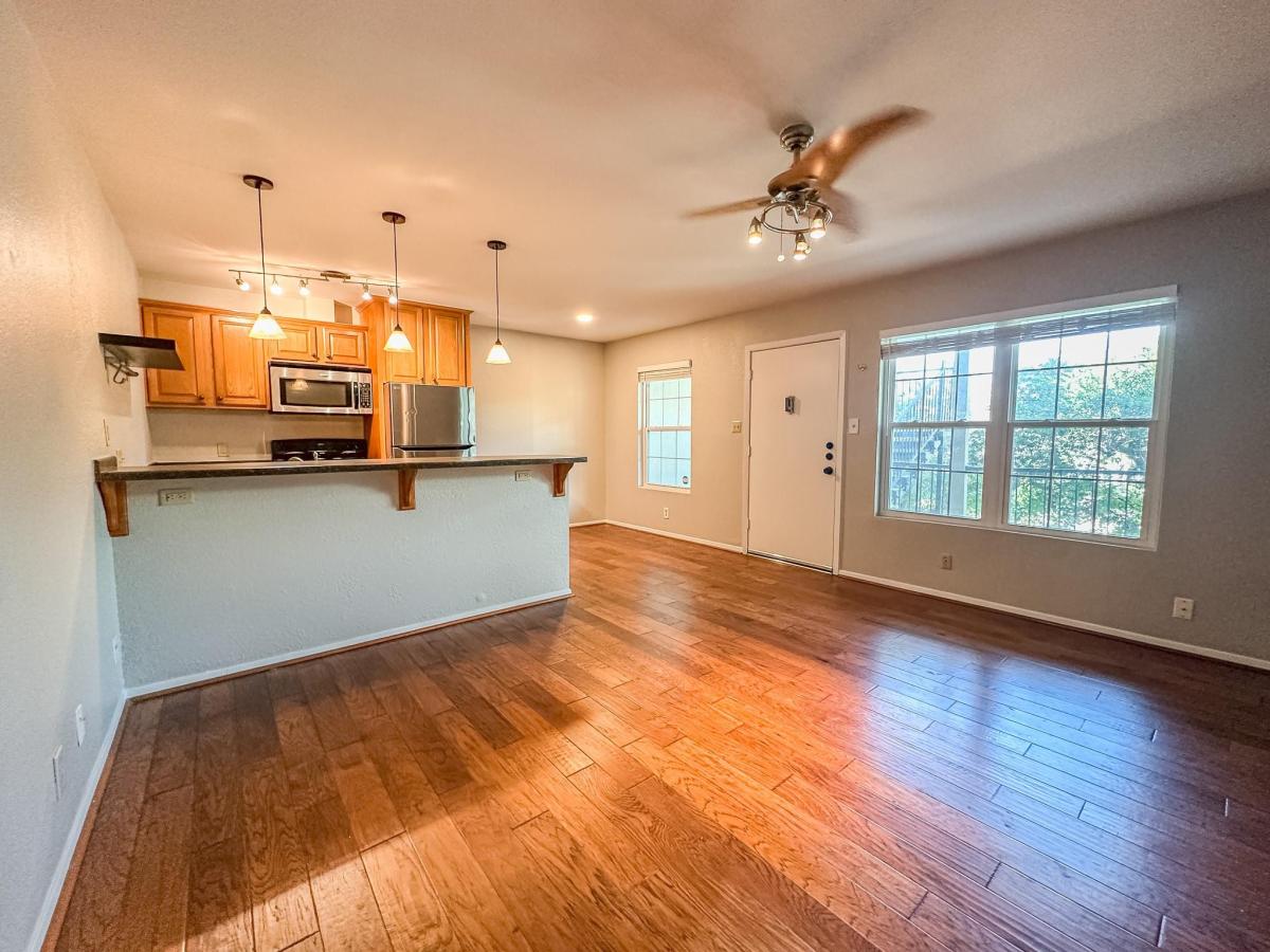 MLS #2139807 image #0