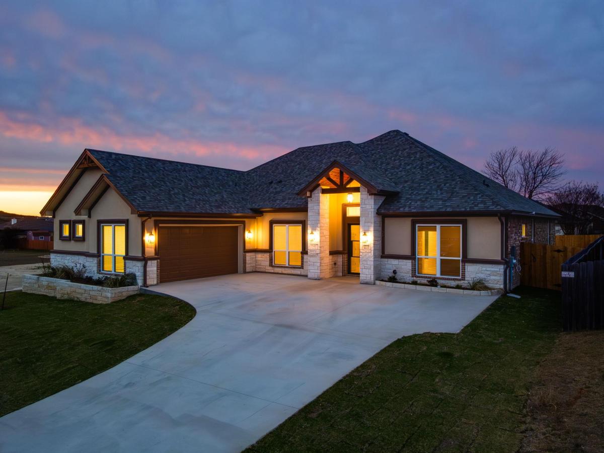 MLS #2162240 image #0
